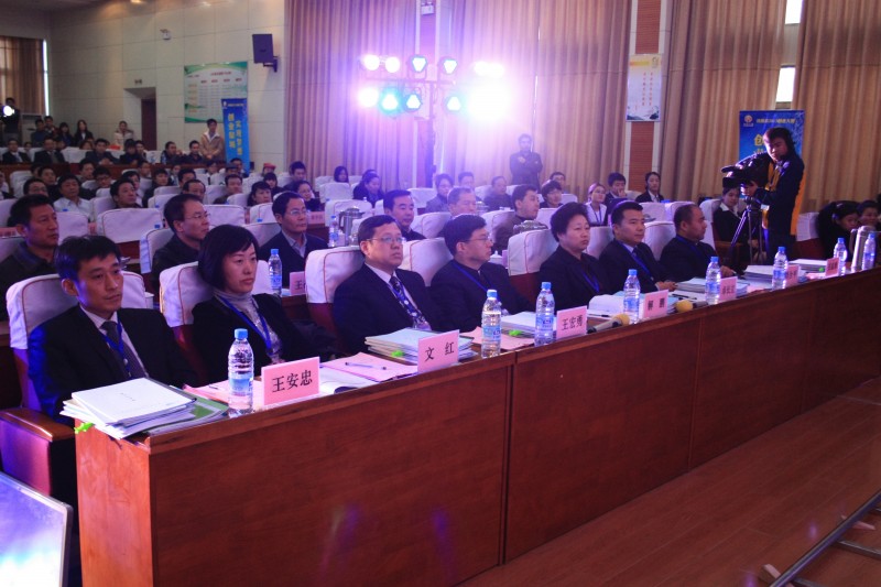 王宏勇總經(jīng)理被邀請擔任2013年濟南市創(chuàng)業(yè)大賽決賽評委