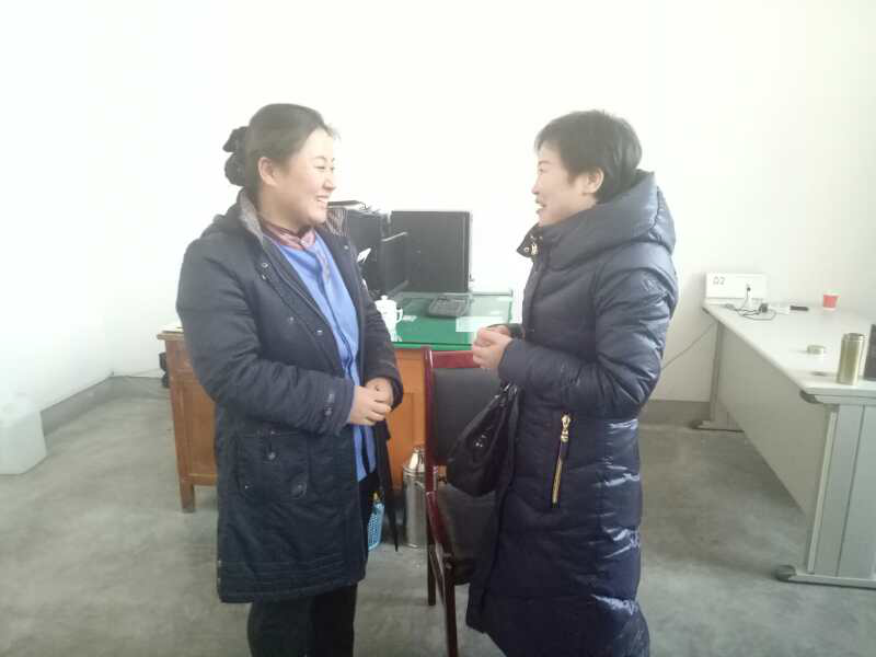 歷下區(qū)總工會、濟南市及歷下區(qū)兩級勞動模范走訪慰問我公司特困職工