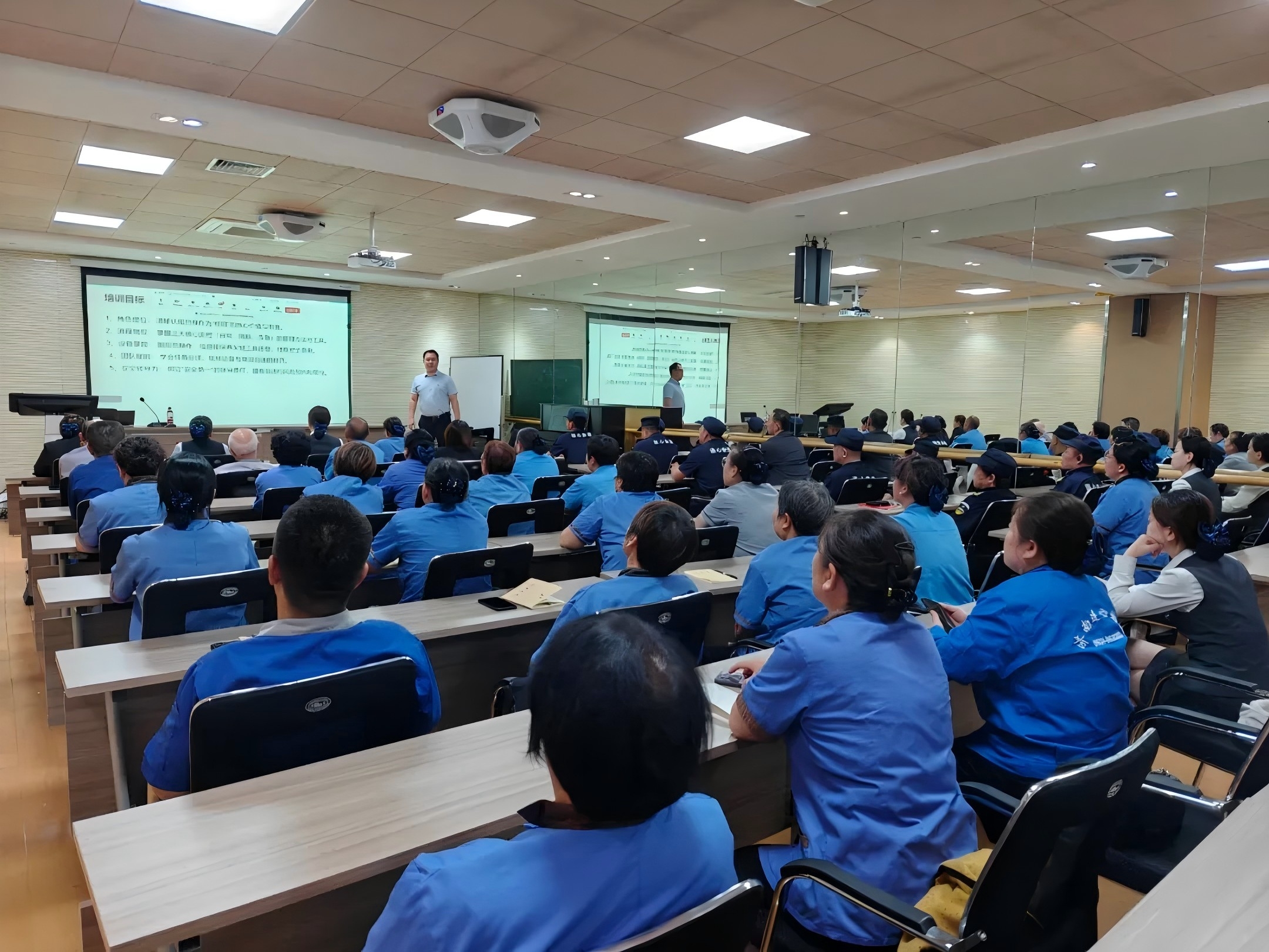 濟南連心物業(yè)舉辦2025年第三期班組長培訓(xùn)